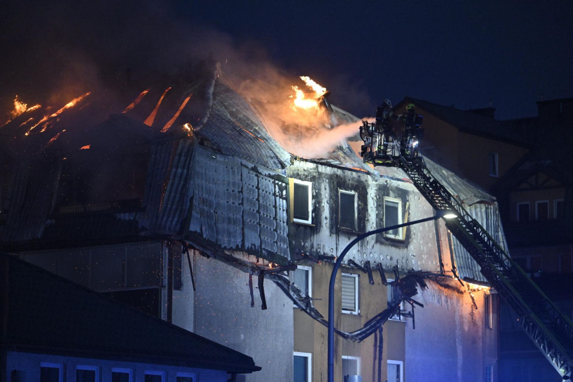 Pożar bloku w Ząbkach. Przerażające zdjęcia z miejsca tragedii