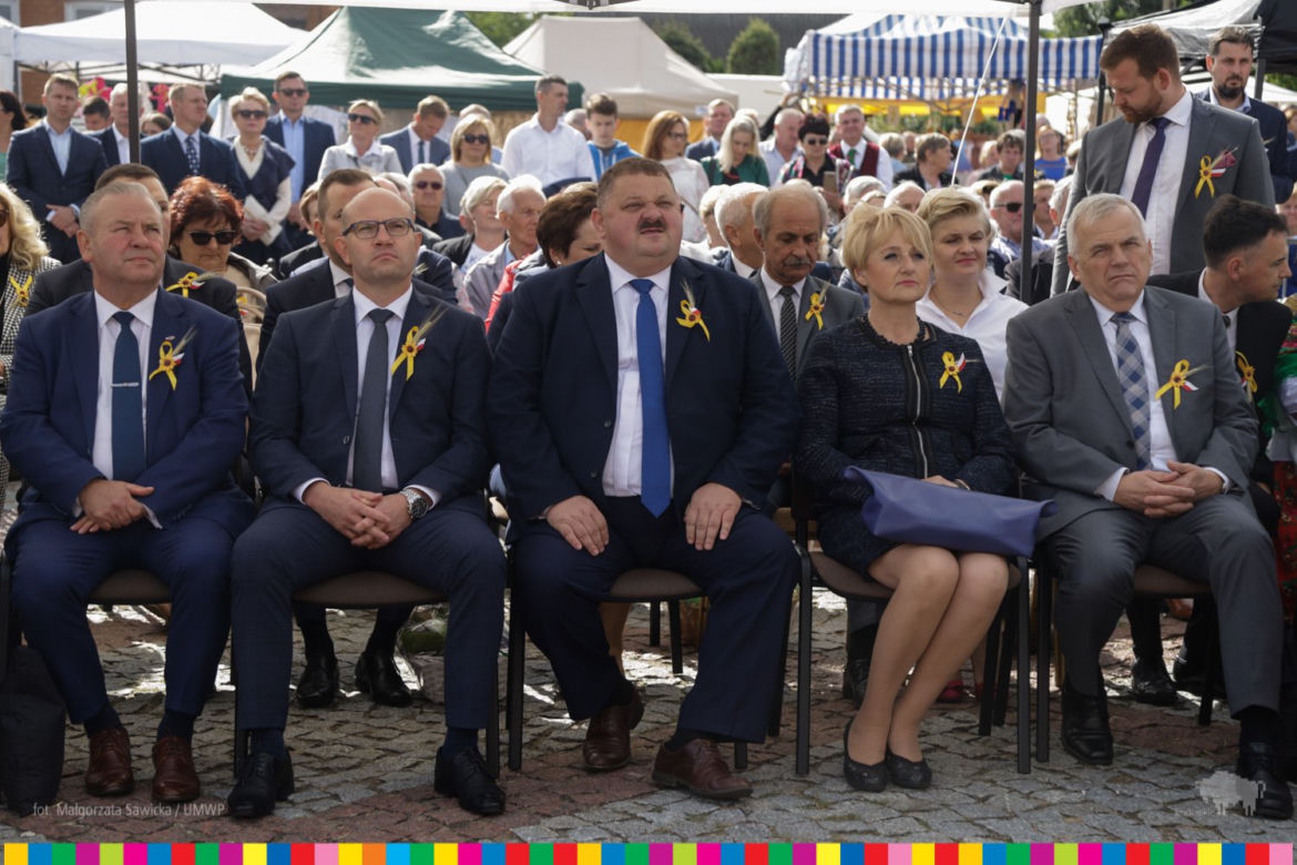 Dożynki Wojewódzkie w Tykocinie. Zaśpiewał Janusz Laskowski i zespół Focus