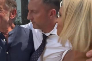 M jak miłość nowy sezon na planie. Dorota (Iwona Rejzner), Bartek (Arkadiusz Smoleński), Robert Żak (Krzysztof Tyniec)