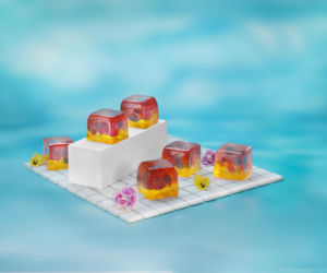 Lato smakuje galaretką – marka WINIARY zaprasza do świata kolorowych deserów i Iced Jelly Tea! 