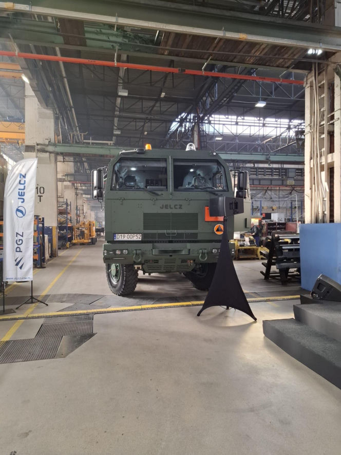 Nowa fabryka Jelcza. PGZ inwestuje setki milionów w strategiczną produkcję dla Wojska Polskiego