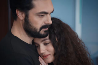 Dziedzictwo, odcinek 837: Nana i Yaman w końcu wybiorą termin ślubu! Tak rozwieje jej wszelkie wątpliwości - ZDJĘCIA