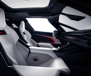 Latająca Tesla stała się rzeczywistością? Roadster wykonał niezwykły manewr