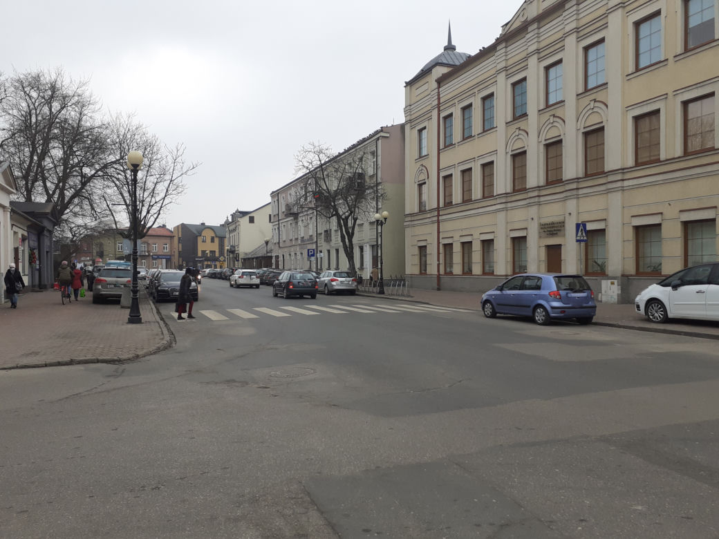 Jak wygląda Katedra pw. Niepokalanego Poczęcia NMP w Siedlcach z zewnątrz i w środku - marzec 2021