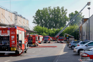 Jest śledztwo w sprawie pożaru hali 