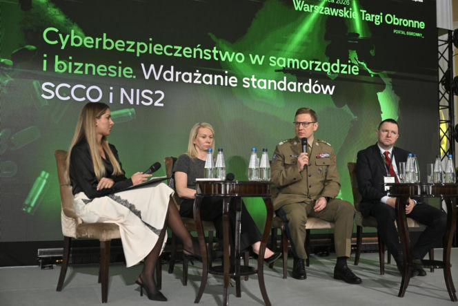 Konferencja Portalu Obronnego „Odporność cyfrowa i informacyjna Polski. Wyzwania w dobie wojny hybrydowej". Drugi panel