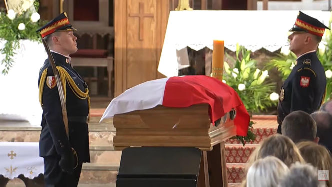 Trumna z ciałem Łukasza Litewki