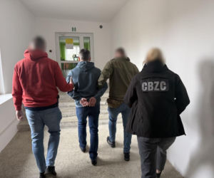 Pedofil z Podlasia w rękach policji. Pisał szokujące wiadomości do 10-latki z Łodzi