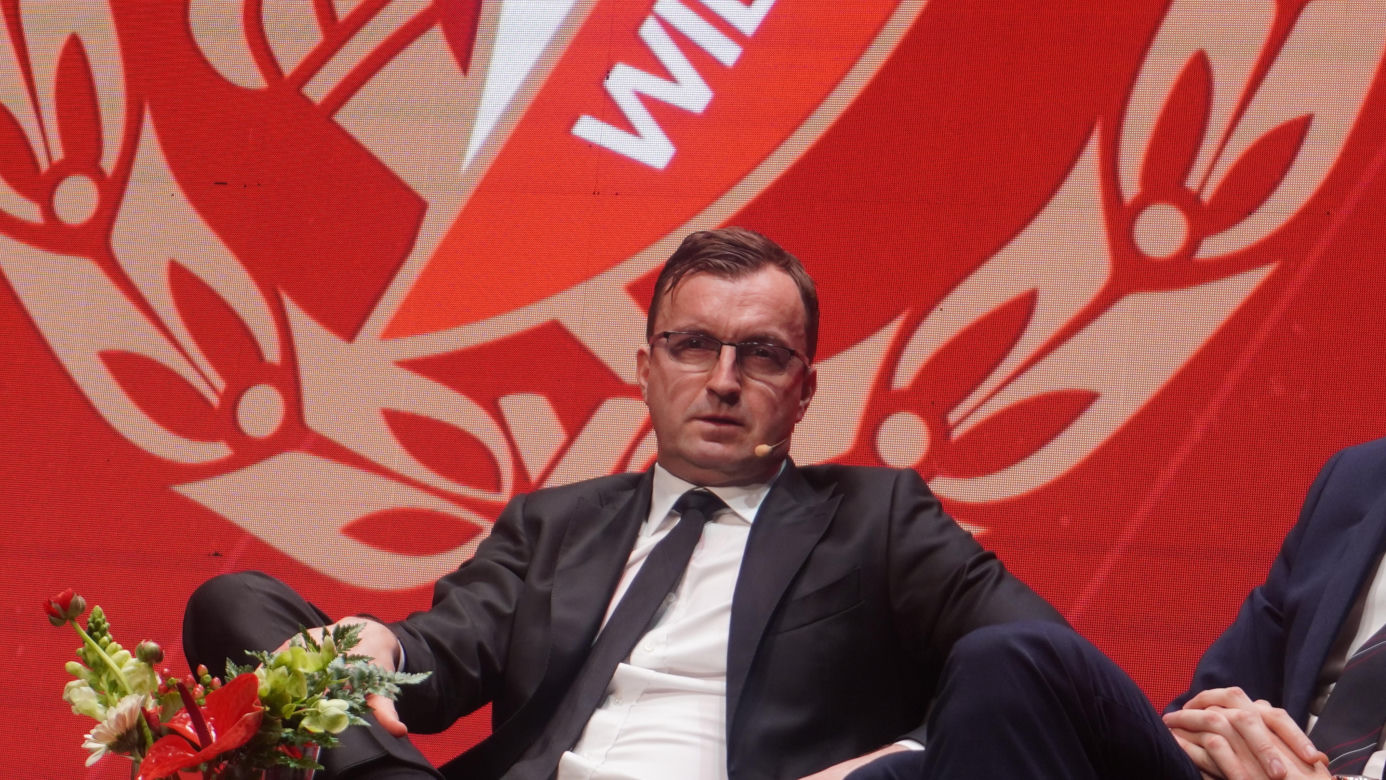 Wielki dzień w ponad 100-letniej historii Widzewa. Robert Dobrzycki oficjalnie nowym właścicielem klubu