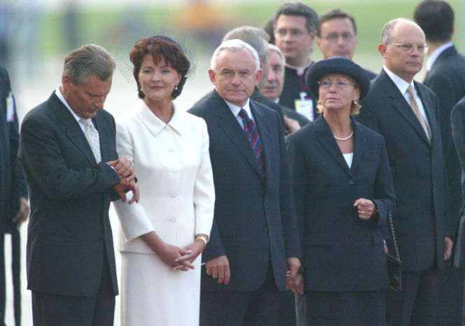 Wiśniewski z Mandaryną cofnęli nas do 2002