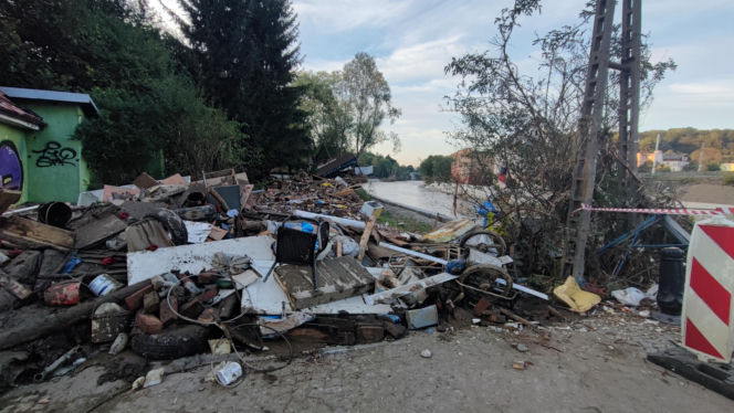 Pękła tama, fala zalała miasto. Dwa lata od koszmaru na Dolnym Śląsku. "Dzieci płakały"