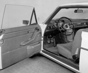 Mercedes-Benz W114 Coupe