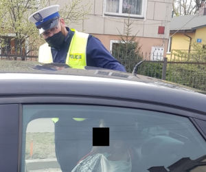 30-letnim golfem pędził 180/h 