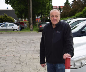 Absurd w Jarosławiu . Największe firmy nie mogą się dogadać -przejście przez drogę kosztuje 15 groszy 