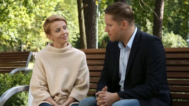 Barwy szczęścia odc. 1404. Marcel (Kamil Maćkowiak), Marta Walawska (Katarzyna Zielińska)