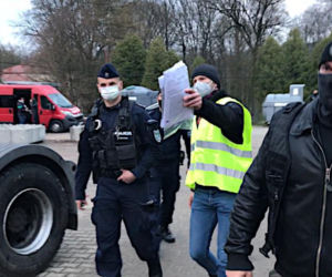 Żołnierze Rutkowskiego zbudowali mur na Podkarpaciu