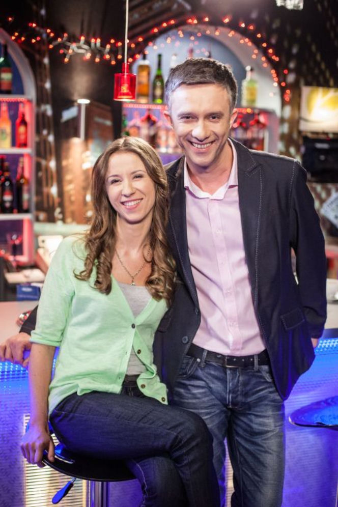 Pierwsza miłość. Artur (Łukasz Płoszajski), Beata (Katarzyna Ankudowicz)