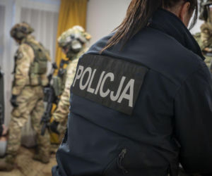 W sprawie zatrzymano trzy osoby: byłego partnera ofiary, jego matkę oraz znajomego