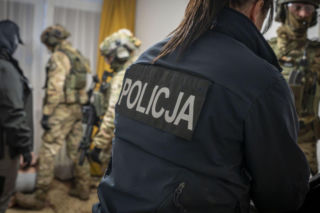 W sprawie zatrzymano trzy osoby: byłego partnera ofiary, jego matkę oraz znajomego