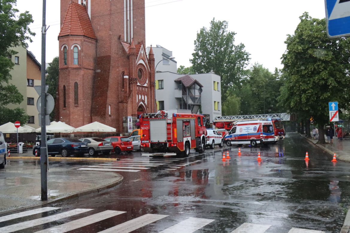 Kobieta chciała skoczyć z wieży. Desperatkę zauważyła niemiecka turystka