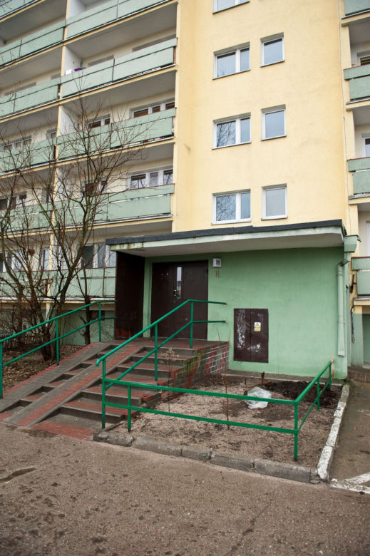 Syn Lecha Wałęsy mieszka w Toruniu. Jest alkoholikiem, jego brat chce go wysłać na odwyk