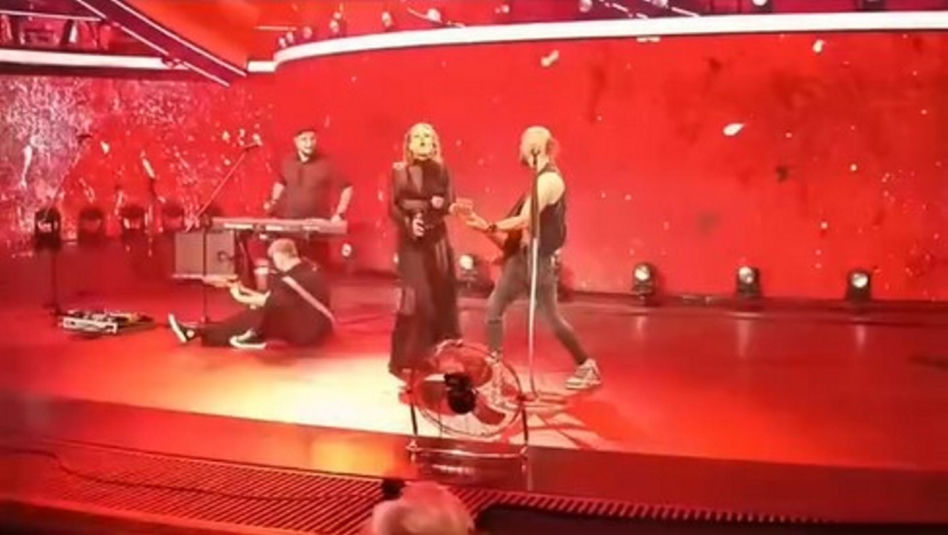 Muzyk Patrycji Markowskiej upadł na scenie w Opolu