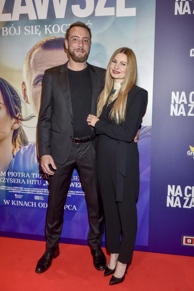 Debiutował jako Magik w "Jesteś Bogiem". Tak na przestrzeni lat zmienił się Marcin Kowalczyk