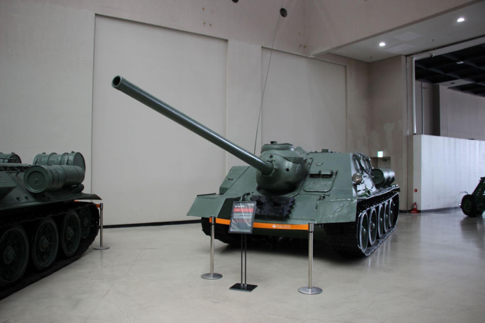 Działo samobieżne Su-100
