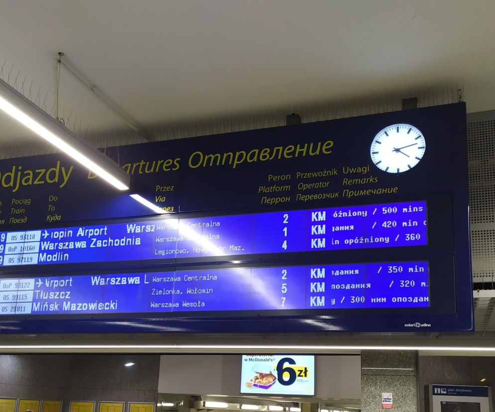Totalny PARALIŻ na kolei. Pasażerowie czekają po kilka godzin na pociąg!