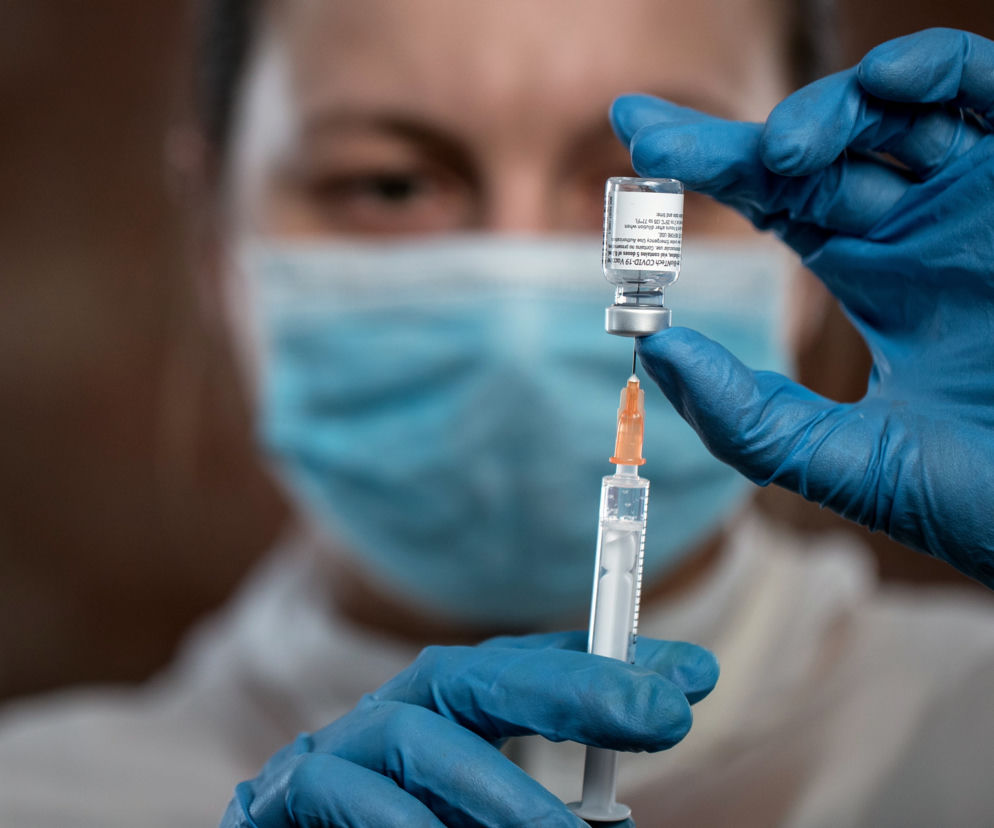 Koronawirus covid pandemia szczepienia