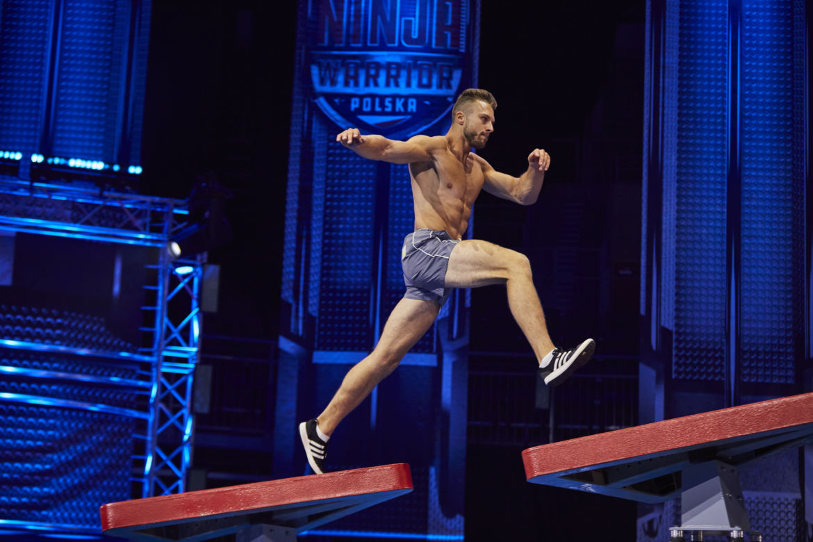 Teofil Deciuk i Mateusz Karbowy z woj. lubuskiego powalczą o tytuł mistrza Ninja Warrior Polska