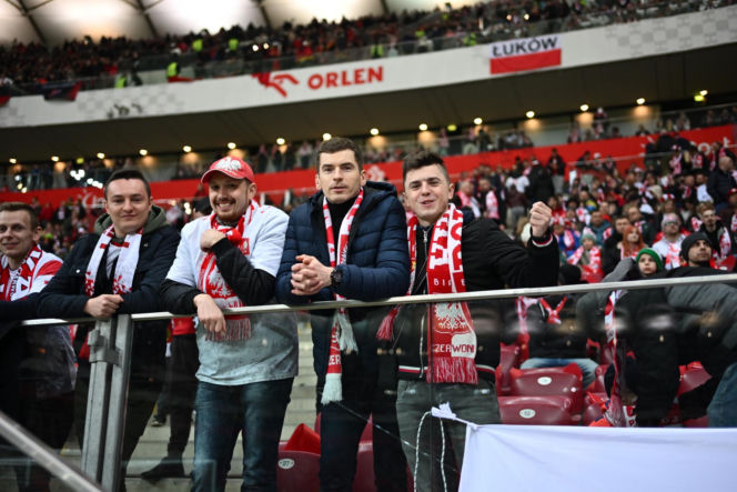 Tak się bawią kibice na meczu Polska - Albania. Gorąca atmosfera na PGE Narodowym