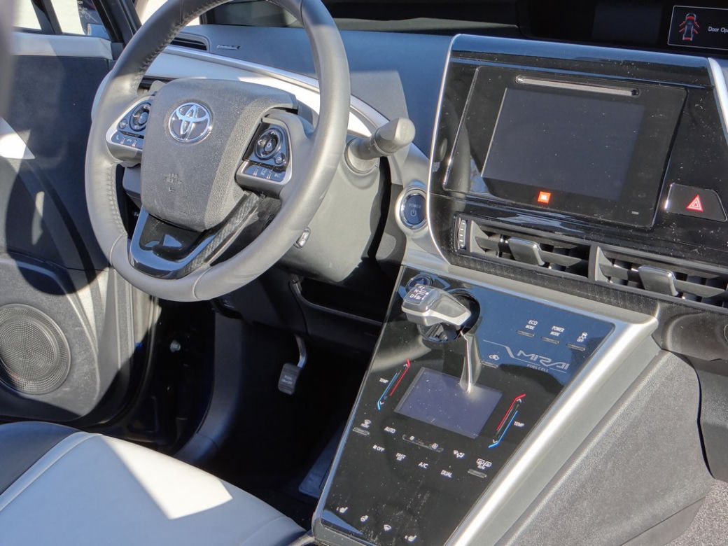 Toyota Mirai 2015