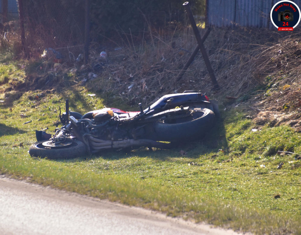 Dramatyczny wypadek w Janówku pod Tarczynem. Zginął motocyklista