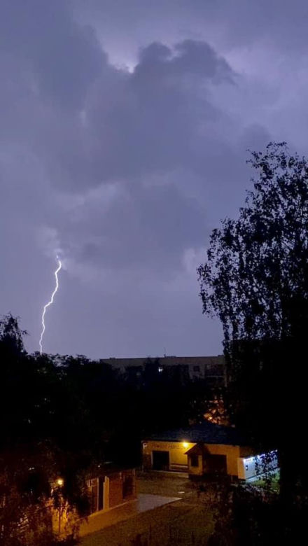 Nocna burza nad Dolnym Śląskiem. Pioruny w obiektywie mieszkańców