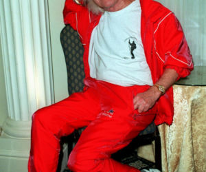 Spalili dom Jimmy'ego Savile'a! Żądają wyburzenia