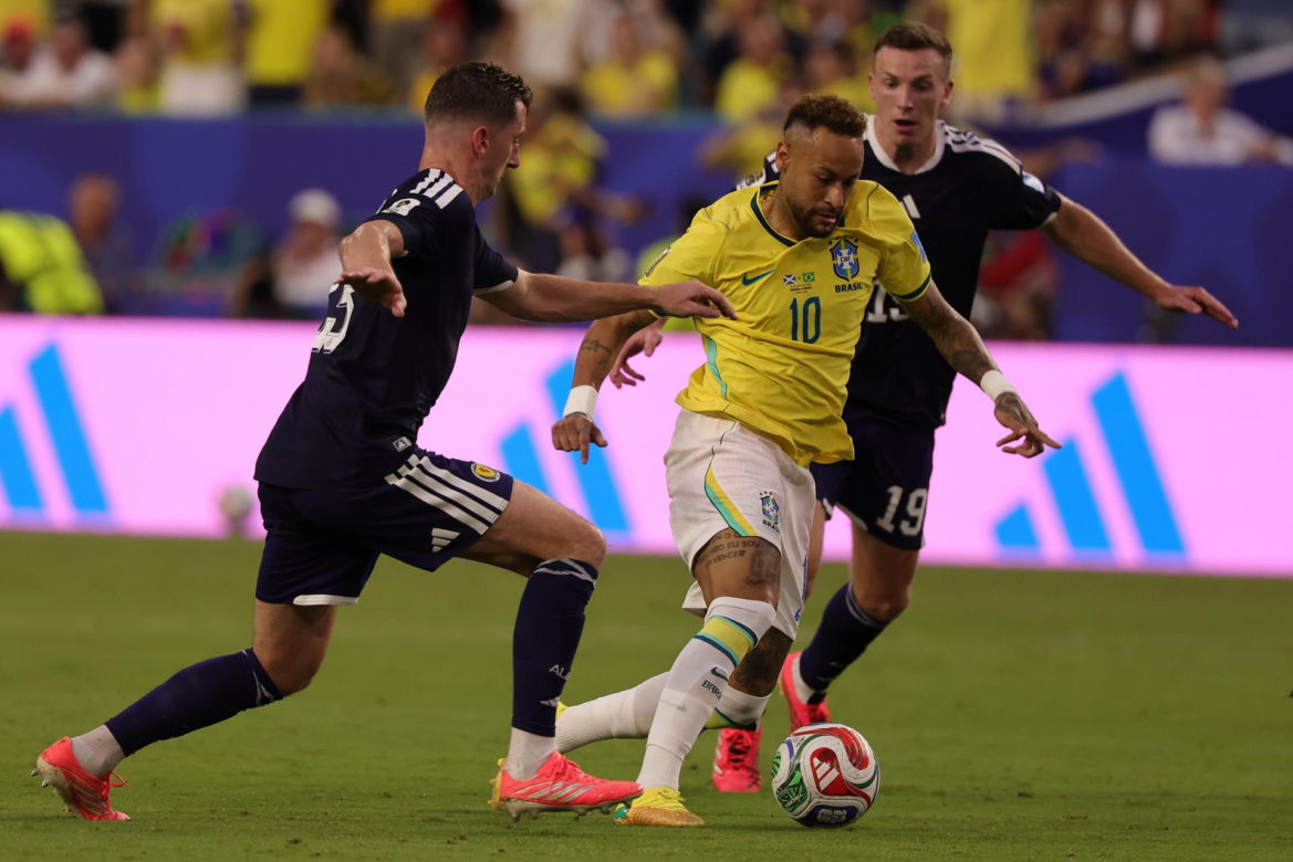 Neymar Szkocja - Brazylia