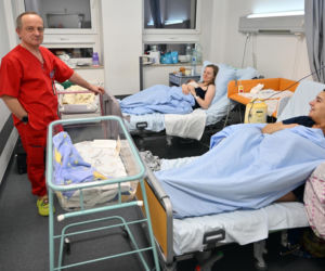 Pan Grzegorz to pierwszy położny w Polsce! Zdradza, jak oszukał system, by pomagać rodzącym kobietom