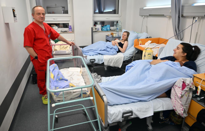 Pan Grzegorz to pierwszy położny w Polsce! Zdradza, jak oszukał system, by pomagać rodzącym kobietom