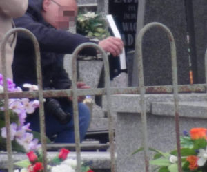 Płyta nagrobna przygniotła 1,5-rocznego chłopca! Straszna tragedia na cmentarzu Kamienicy