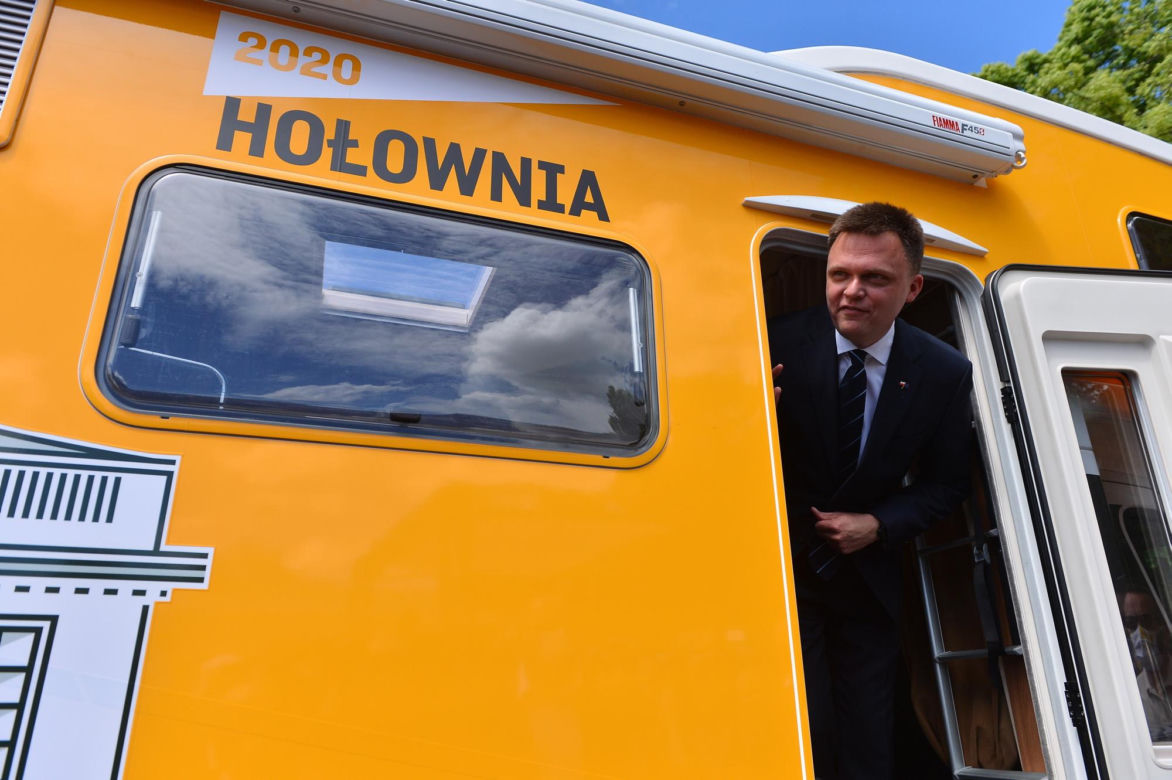 Z "Mam Talent" do marszałka Sejmu. Tak zmieniał się Szymon Hołownia