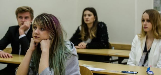 Uczniowie sami usprawiedliwiÄ nieobecnoÅÄ? OÅwiadczenie Rzecznika Praw Obywatelskich 