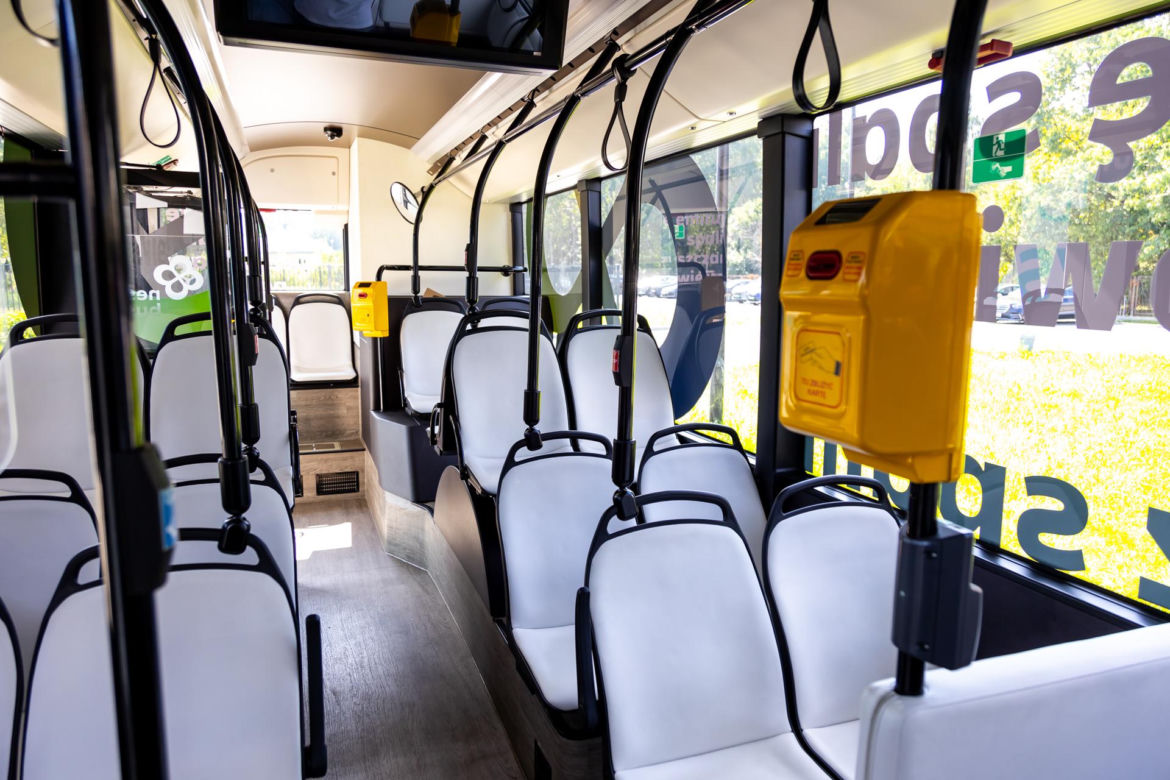 Pierwsza stacja tankowania wodoru w Polsce – wnętrze autobusu wodorowego