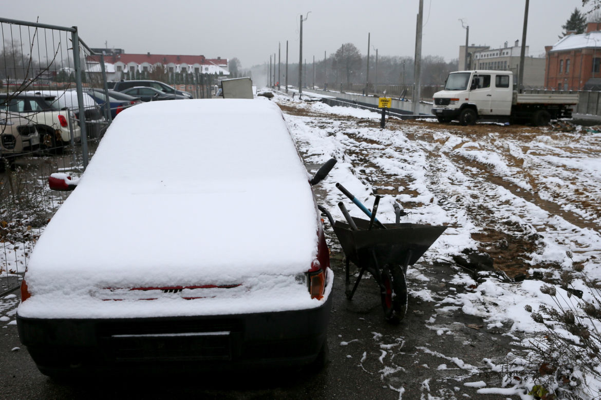Kolej do Zegrza opóźniona. Wykonawca czeka na specjalną włókninę 