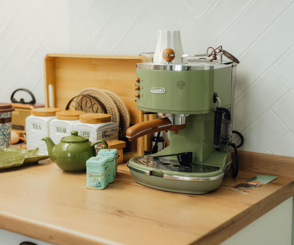 Najlepsze ekspresy do 2000zł - ranking modeli od Coffeedesk