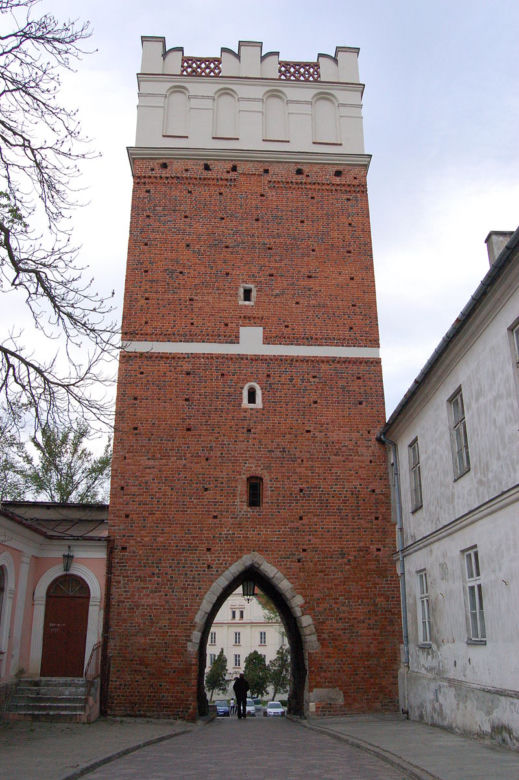 Brama Opatowska w Sandomierzu