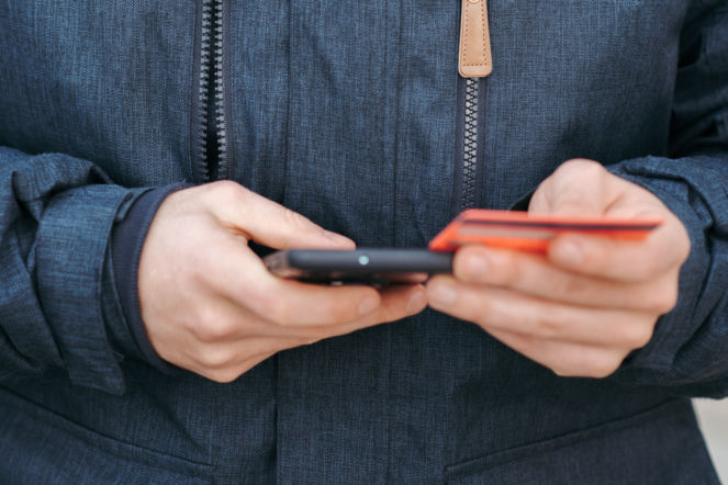 Upoważnienie do konta bankowego. Dlaczego bliski nie wypłaci z niego pieniędzy na pogrzeb?