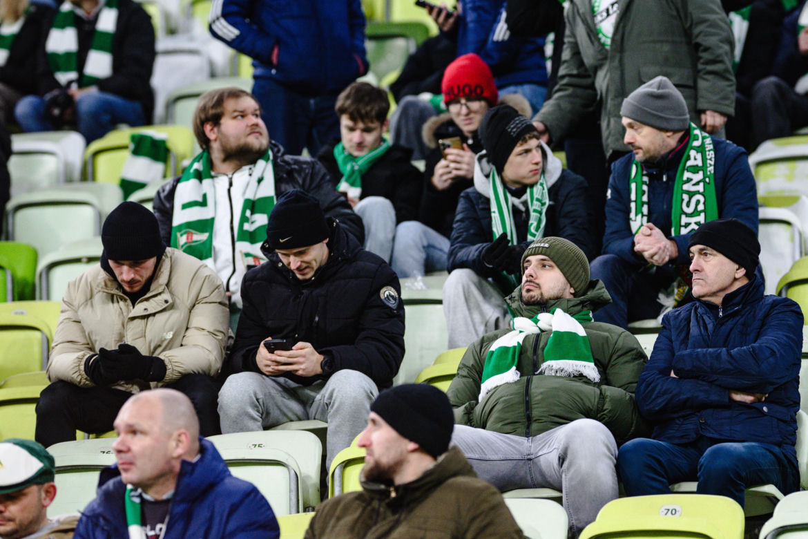 Lechia Gdańsk - Górnik Zabrze, zdjęcia kibiców i zawodników z meczu 18, kolejki PKO BP Ekstraklasy