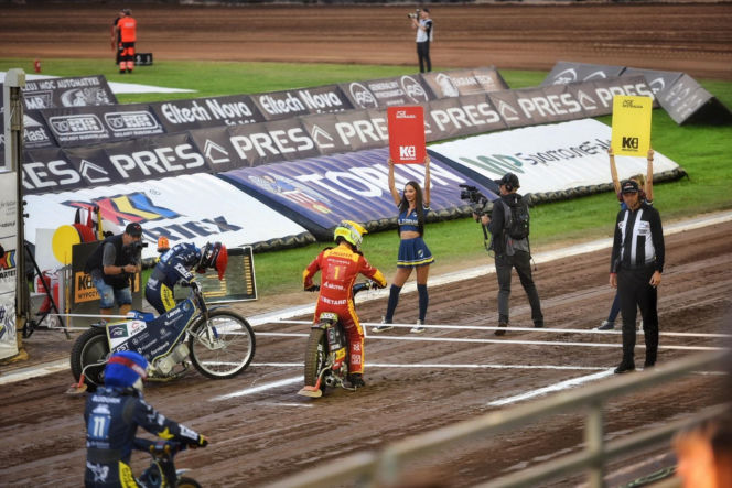 PRES Grupa Deweloperska Toruń - Betard Sparta Wrocław, zdjęcia kibiców i zawodników z meczu 13. kolejki PGE Ekstraligi