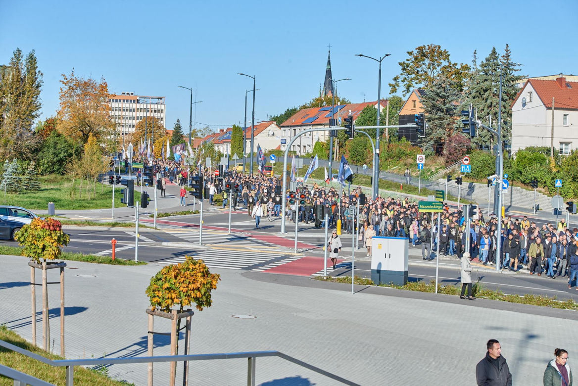 Wojownicy Maryi przeszli ulicami Olsztyna